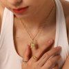 ELENYS Angel Grace  pozlacený náhrdelník 18K žluté zlato
